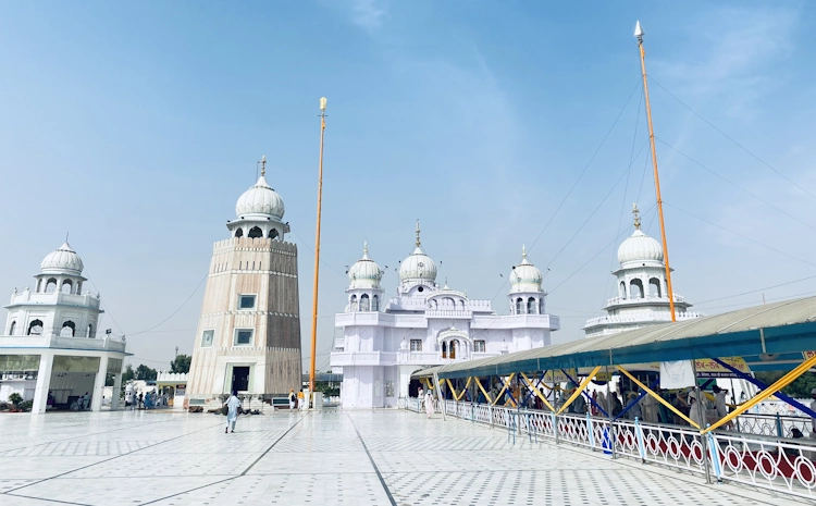  TALWANDI SABO: THE LAND OF DIVINE PEACE & LEARNING